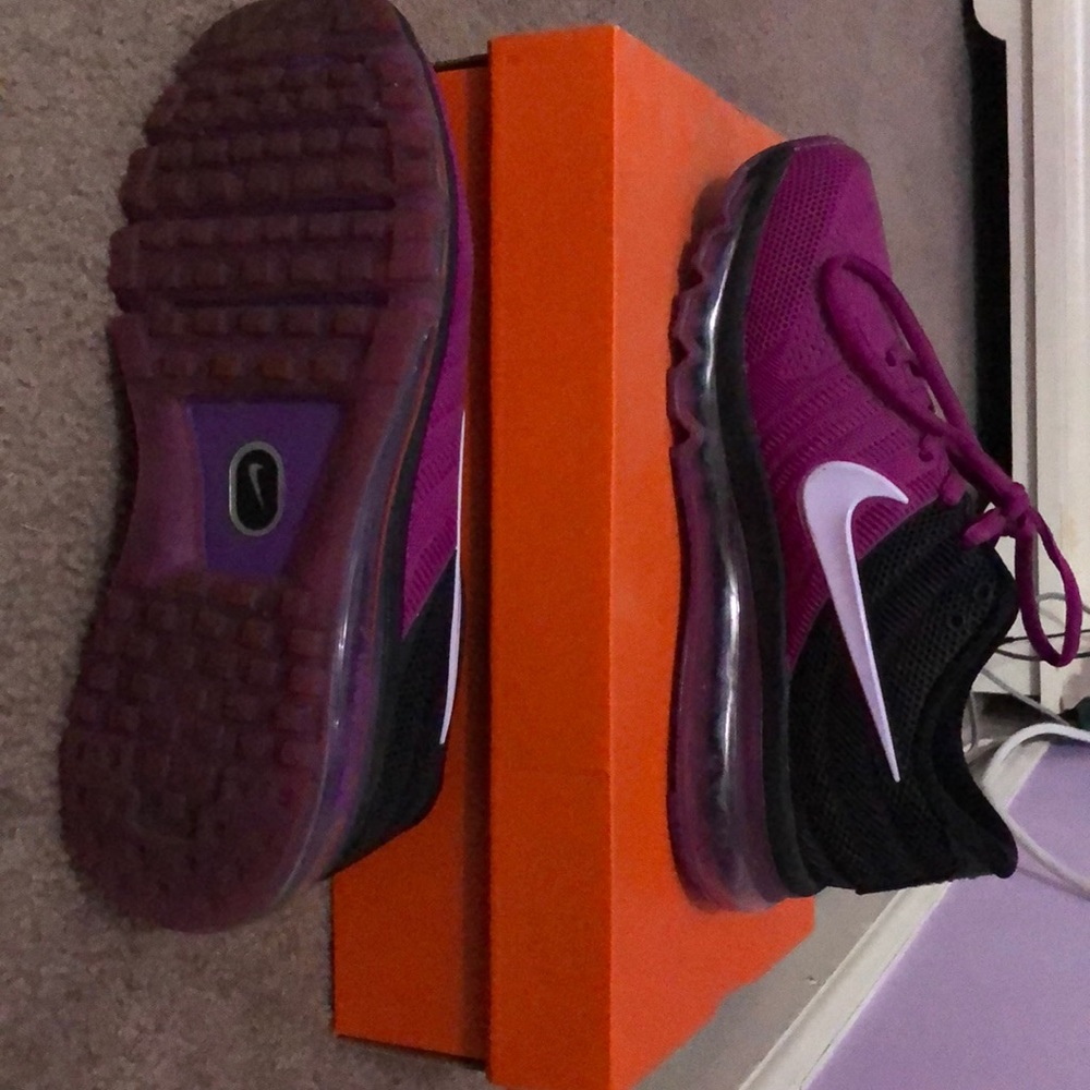 Women’s Nike air max tailwind 8. New.